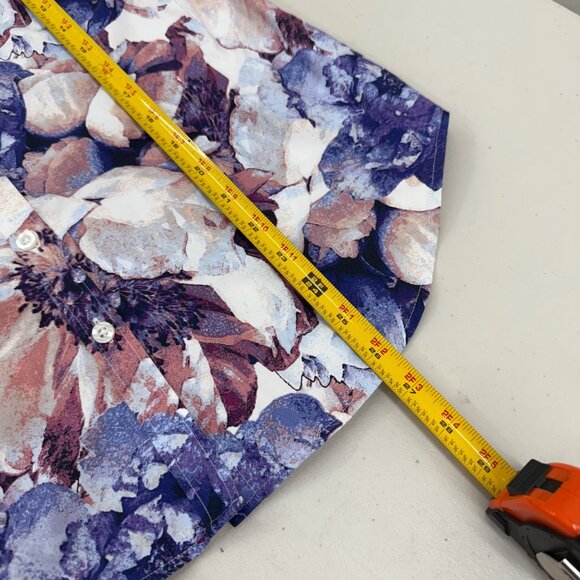 Chicos No Iron Fitted Stretch Floral Long Sleeve Button Up Shirt Womens sz 8 (1) - Picture 8 of 8